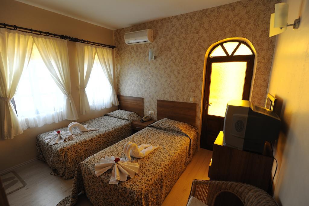 Og-Erim Hotel Кушадасы Экстерьер фото