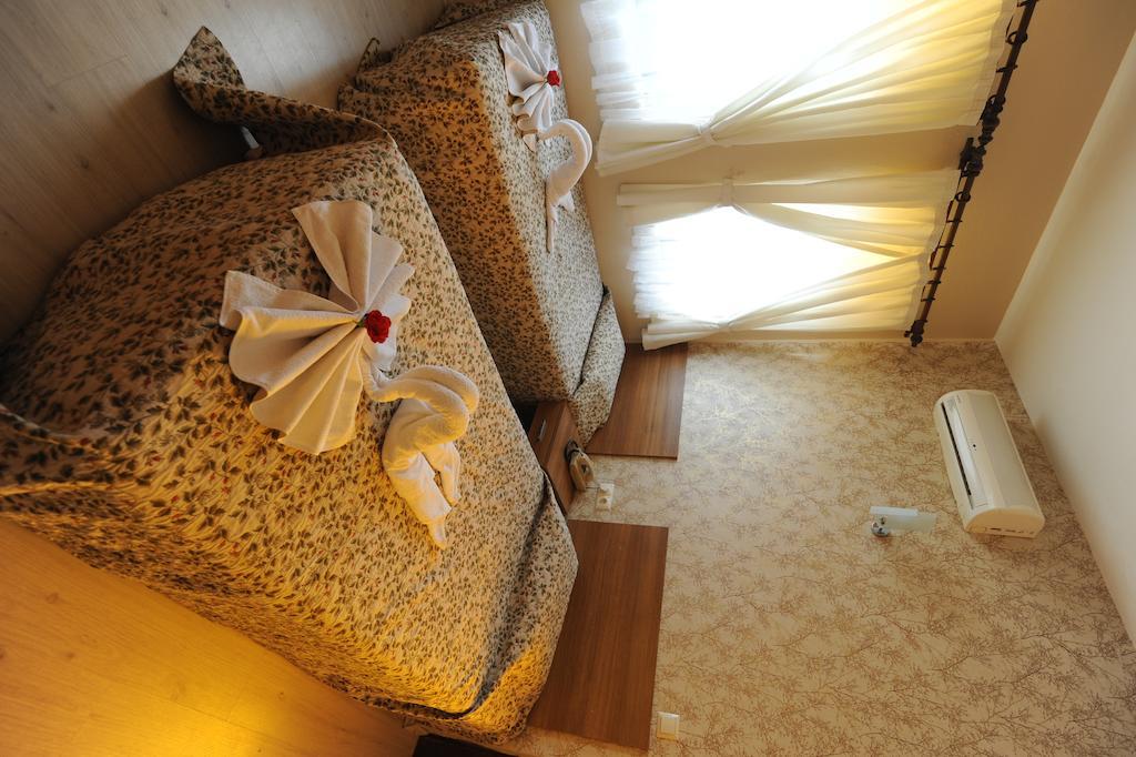 Og-Erim Hotel Кушадасы Экстерьер фото
