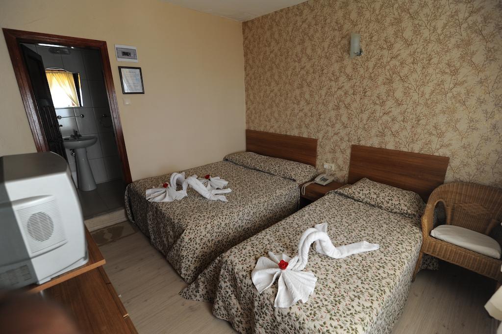 Og-Erim Hotel Кушадасы Экстерьер фото