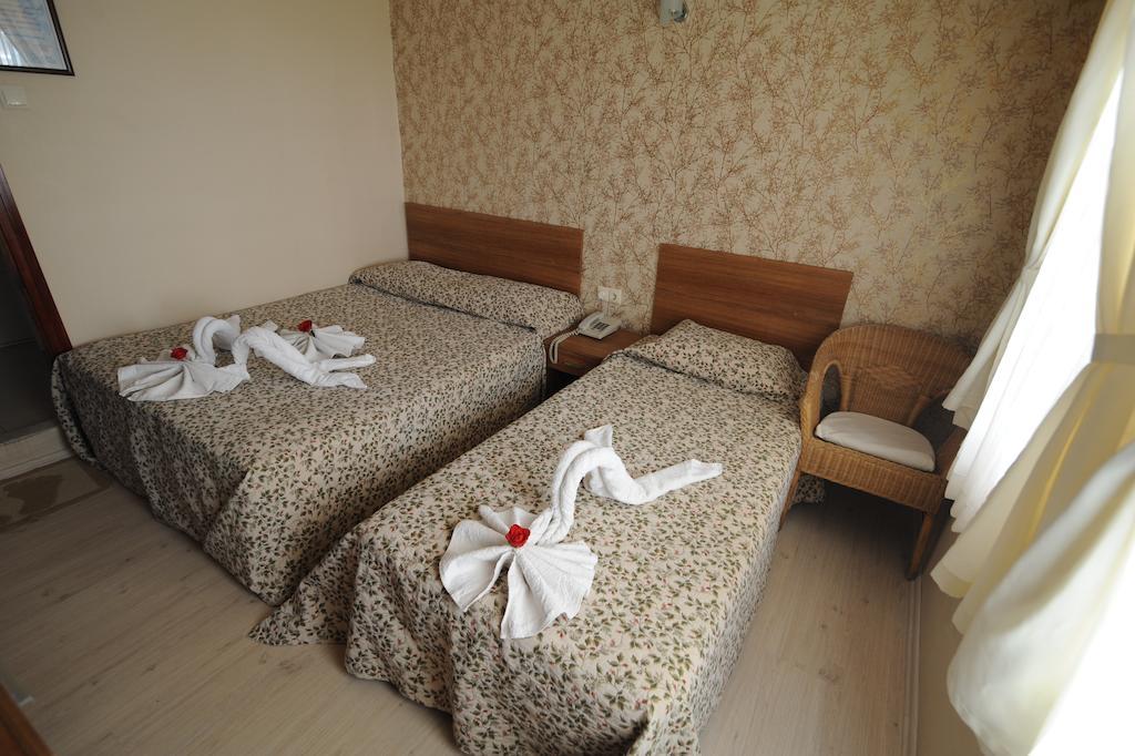 Og-Erim Hotel Кушадасы Экстерьер фото